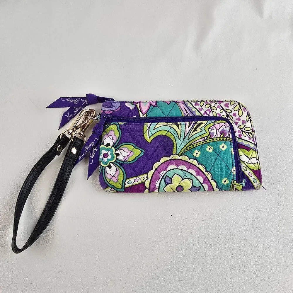 Vera Bradley Wristlet Womens Purple Floral Quilted Zip Pouch Wallet 7x4 - Picture 1 of 11